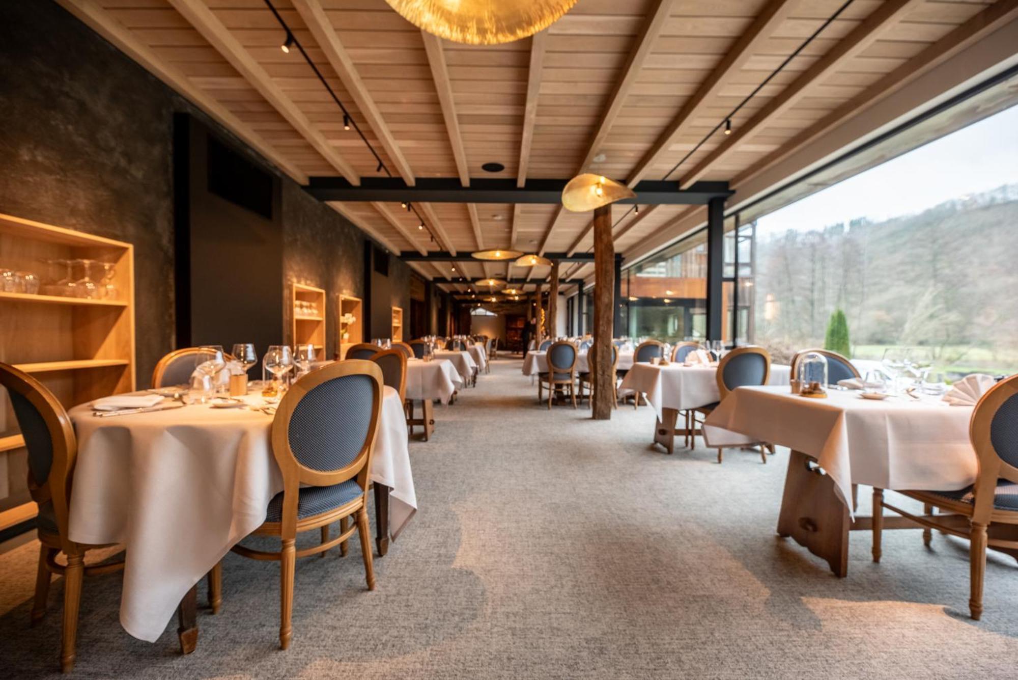 Hostellerie La Claire Fontaine, Logis Hotels & Spa La-Roche-en-Ardenne Esterno foto