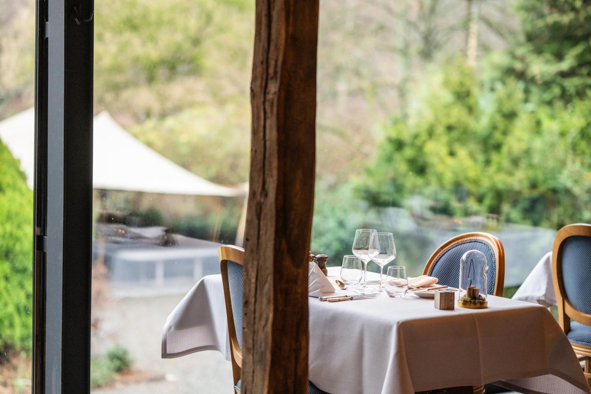 Hostellerie La Claire Fontaine, Logis Hotels & Spa La-Roche-en-Ardenne Esterno foto