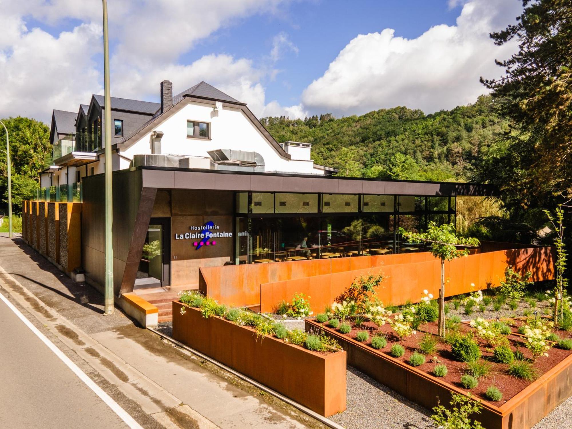 Hostellerie La Claire Fontaine, Logis Hotels & Spa La-Roche-en-Ardenne Esterno foto